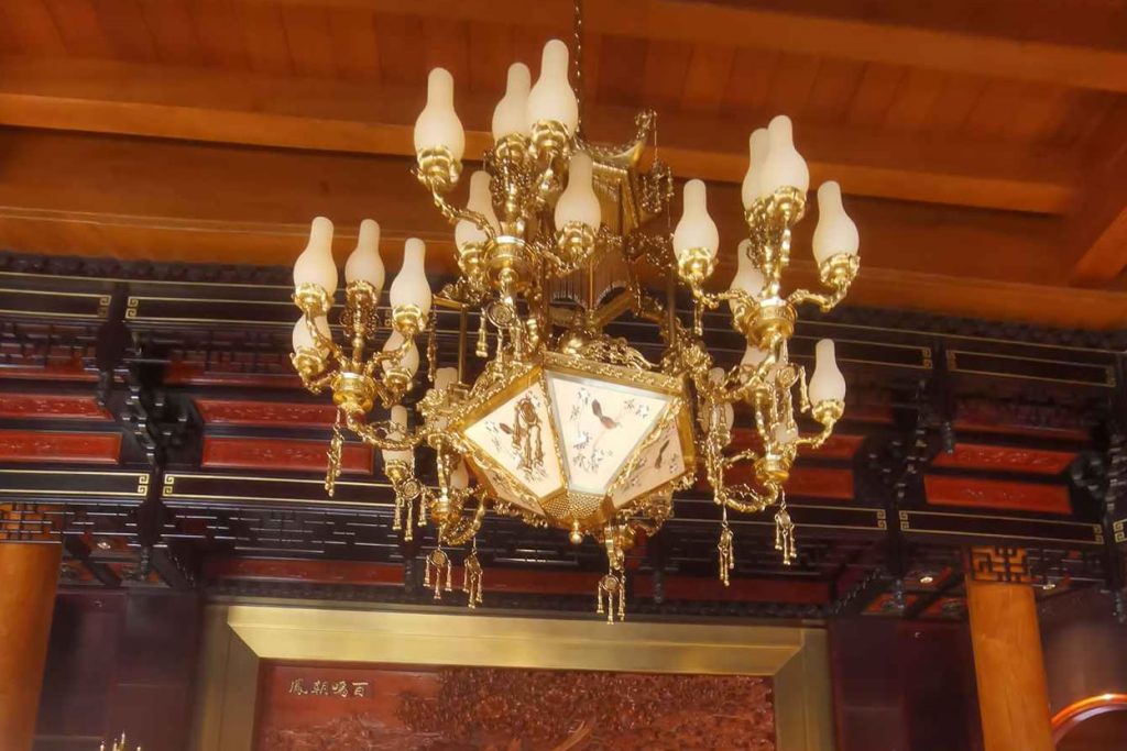Elegant Chinese-style Brass Crystal Chandeliers Project Elegant Chinese-style Brass Crystal Chandeliers Project